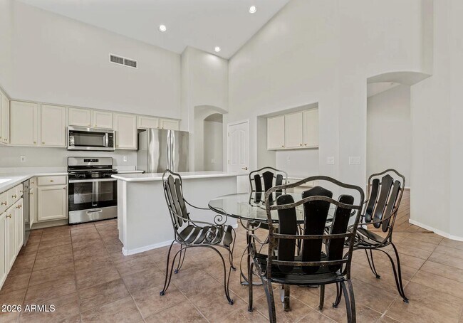 Building Photo - 7252 E Whistling Wind Way