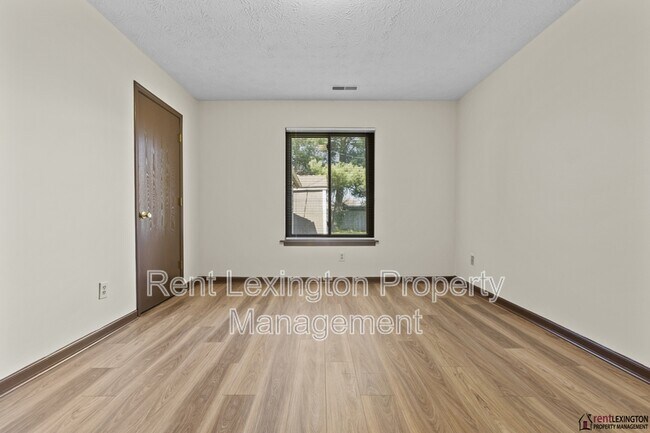 Building Photo - 3186 Beaver Creek Dr