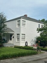 Building Photo - 705 Clark St