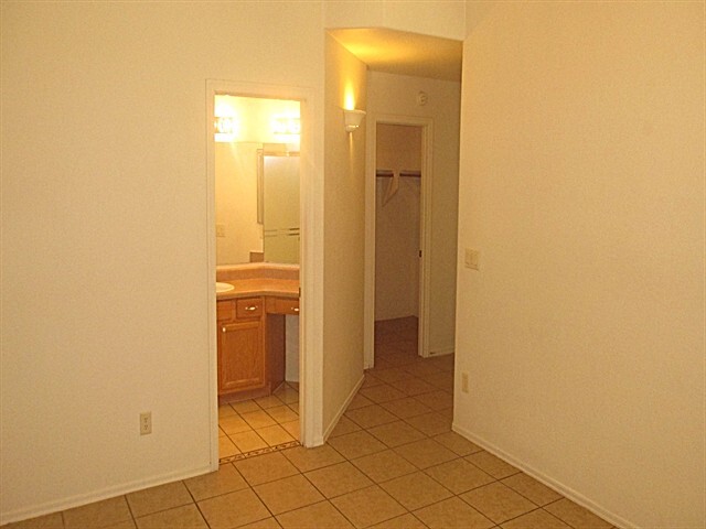 Building Photo - 5992 S Nantac Rim Dr