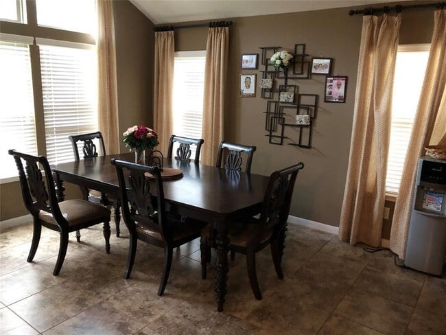 Building Photo - 6018 Orchard Trail Dr