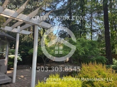 Building Photo - 17490 Hill Way