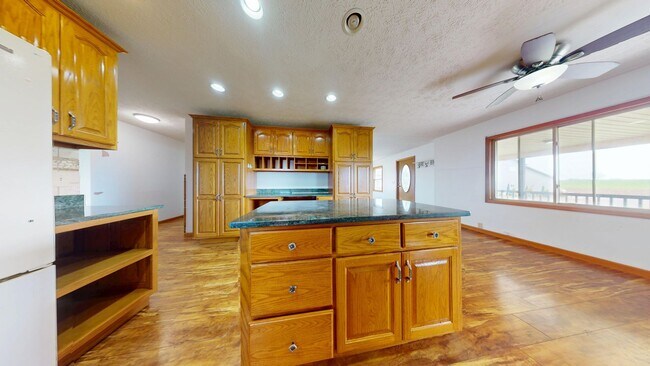 Building Photo - ALL UTILITES PAID COUNTY HOME IN PLYMOUTH-SHILOH SCHOOLS