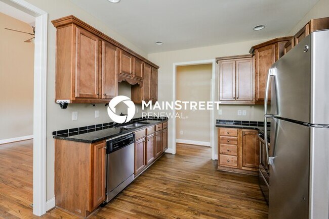 Building Photo - 4 Bedroom Pet-Friendly Home in Odenville, AL with Main Street Renewal