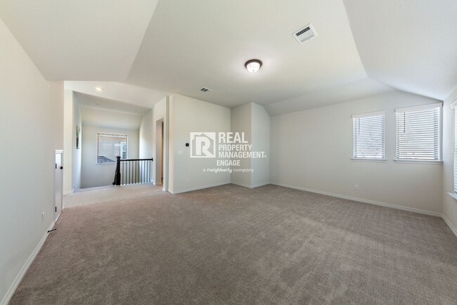 Building Photo - 2105 Bonavista Wy