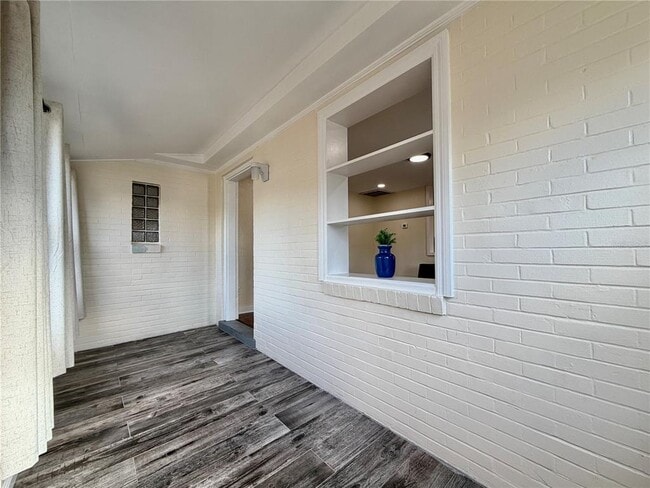 Building Photo - 3494 6th Ave N