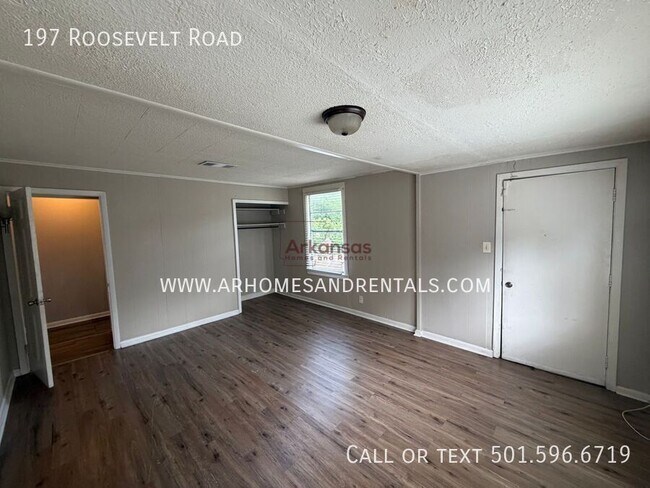 Building Photo - 197 Roosevelt Rd