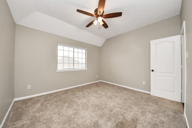 Building Photo - 2405 Guilbeau Ln