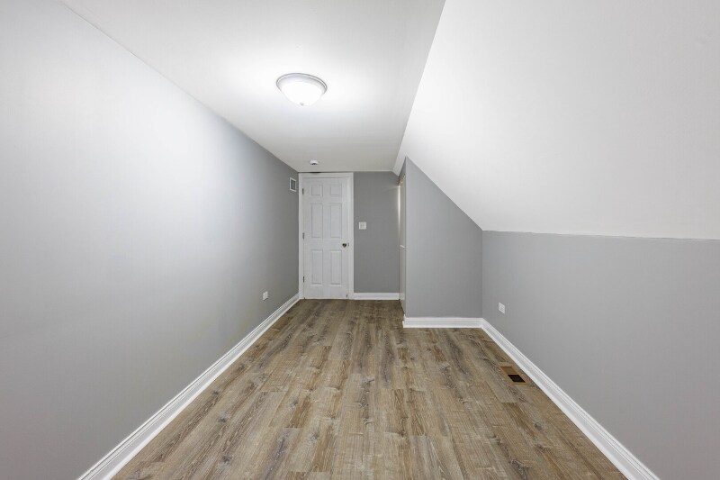 Building Photo - 2800 S St Louis Ave