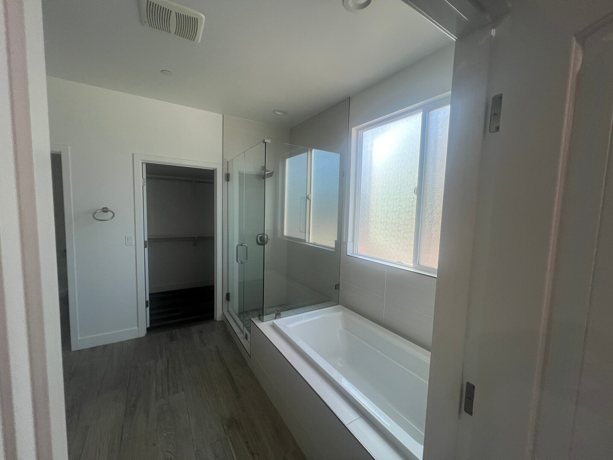 Building Photo - 17639 W Vuong Pl