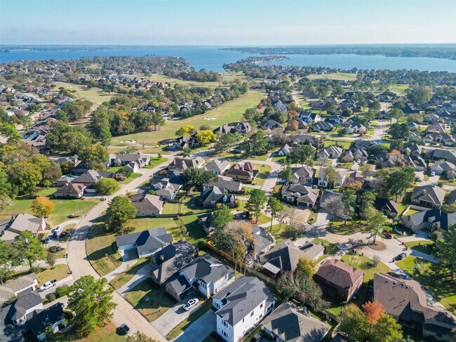 Building Photo - 75 Wick Willow Rd