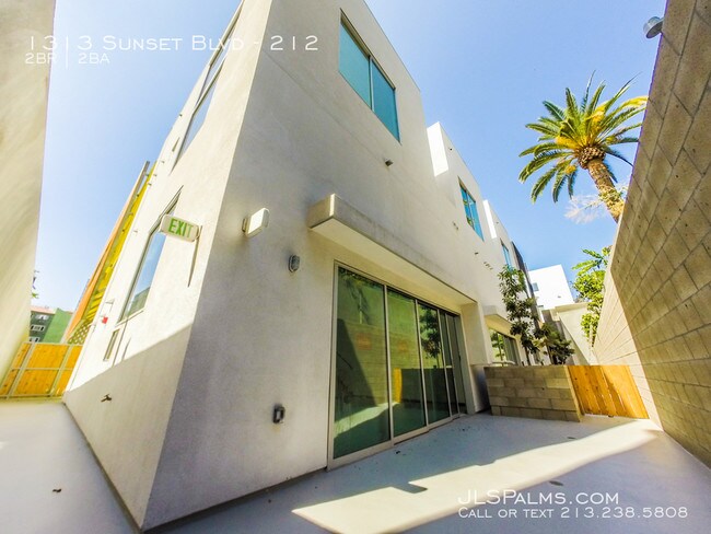 Building Photo - 1313 Sunset Blvd