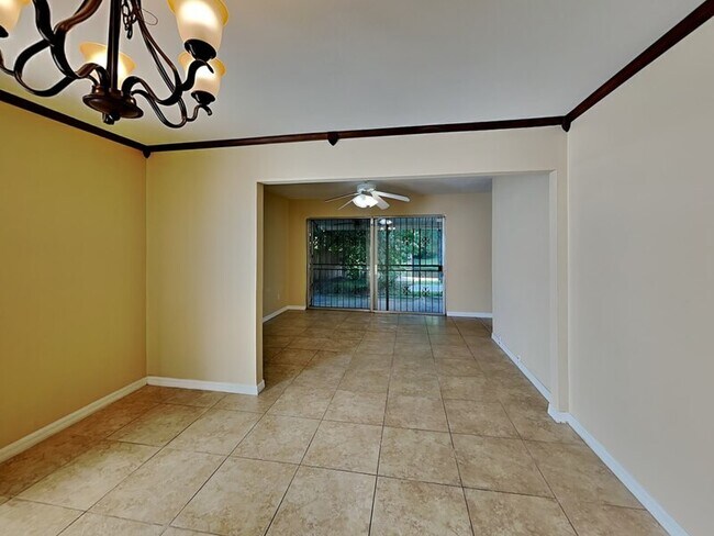 Building Photo - 2512 Sea Breeze Ct