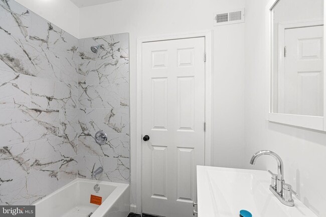 Building Photo - 5514 Broomall St