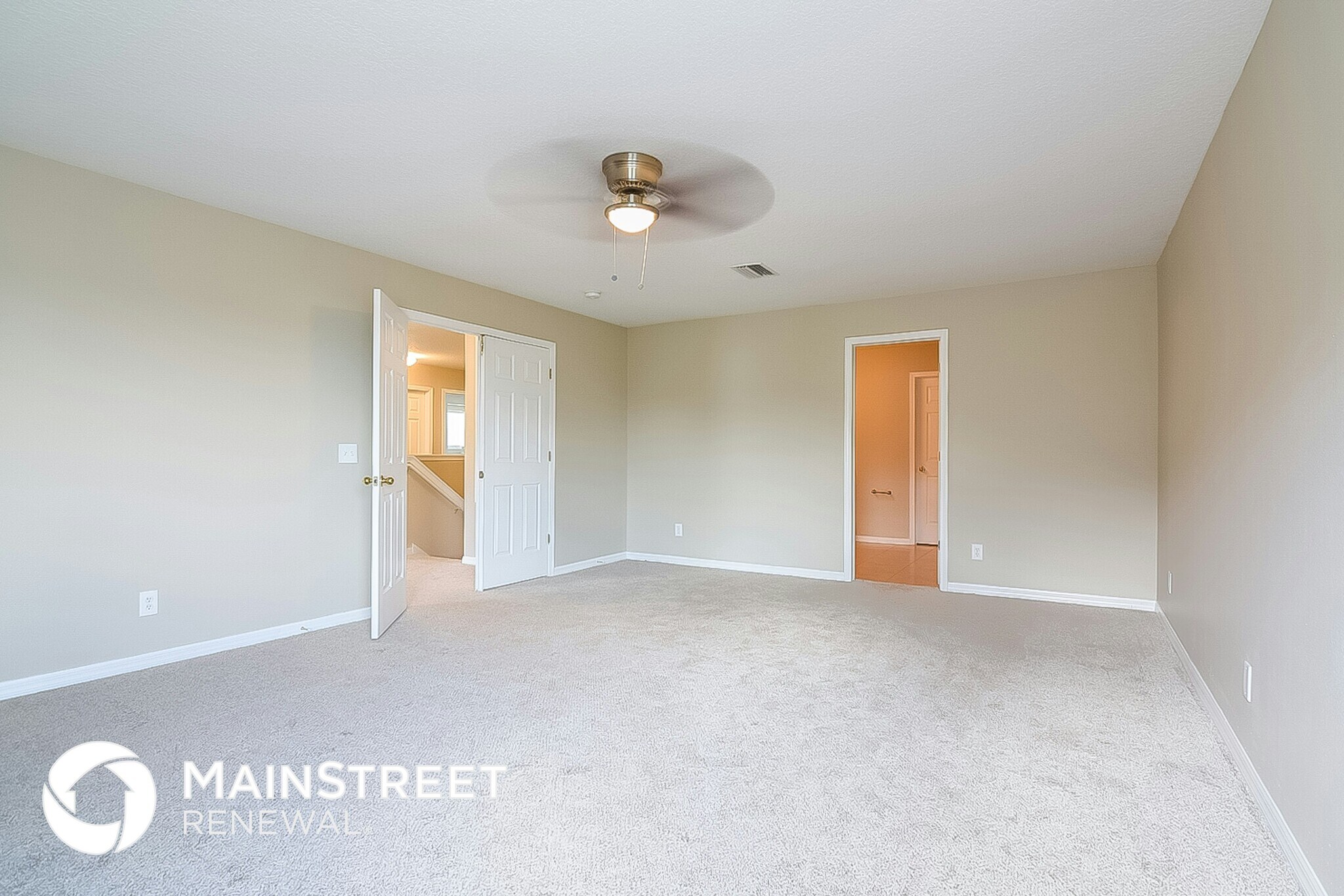 Building Photo - 11157 Golden Silence Dr