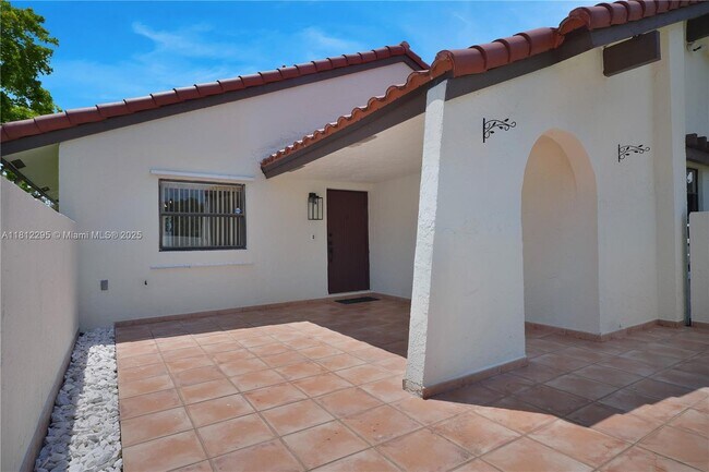 Building Photo - 11054 SW 136th Ct