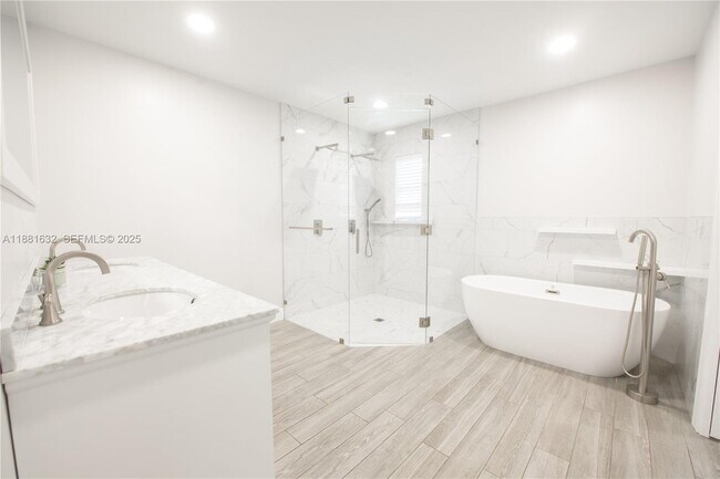 Building Photo - 19275 SW 256th St