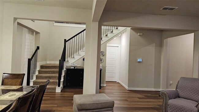 Building Photo - 18218 Bluebird Br Ln