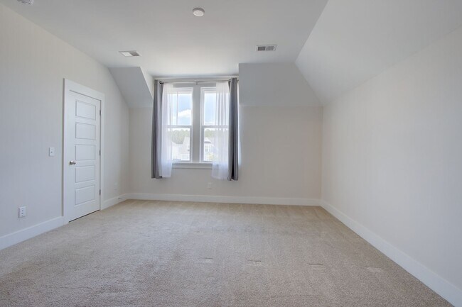 Building Photo - Beautiful Upgraded Midtown Nexton Rental Home | 3 Bed + 3.5 Bath