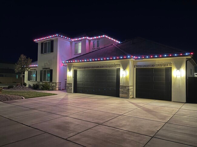 Building Photo - 2249 E Fieldstone Cir