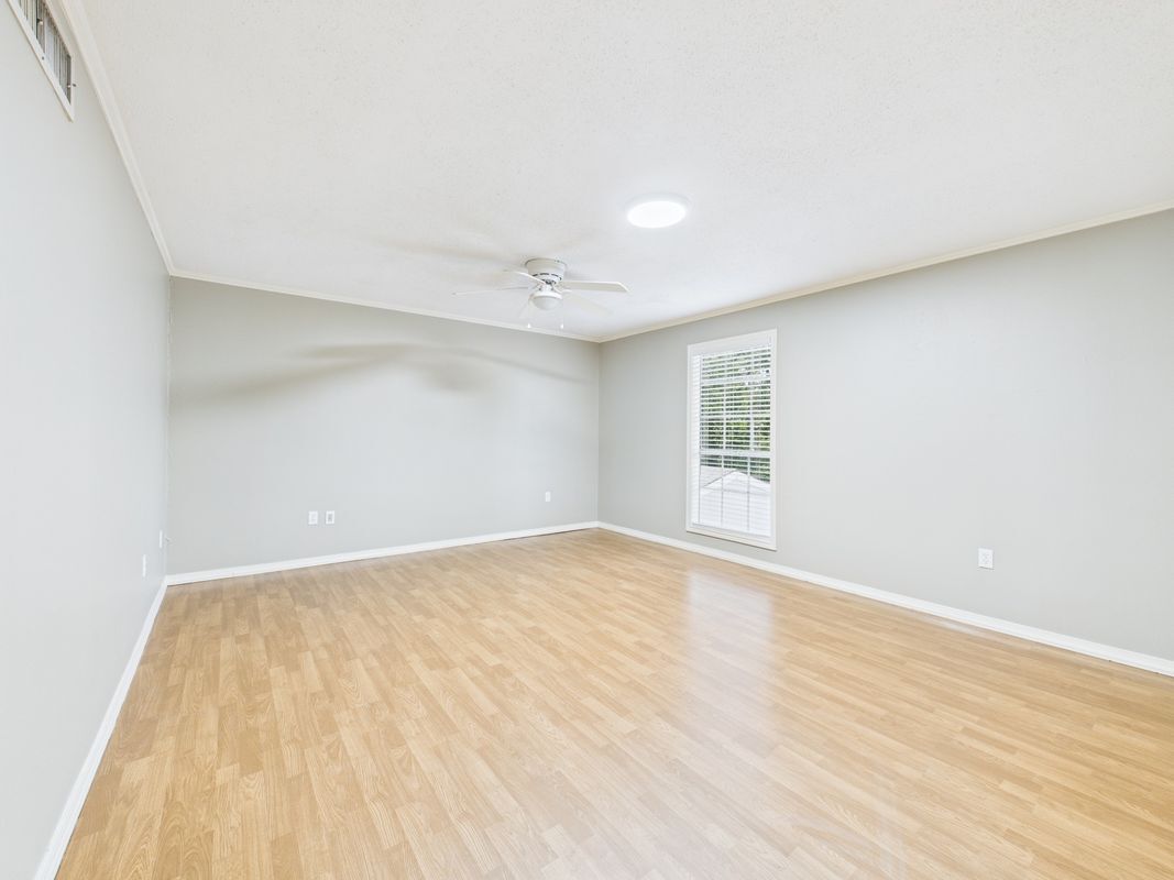 Building Photo - 107 Guillot Rd