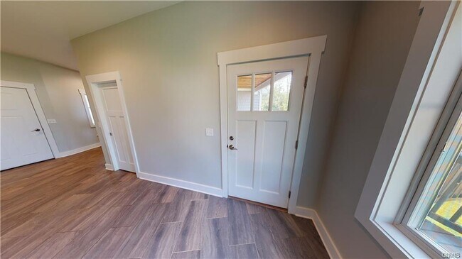 Building Photo - 8861 Shellman Dr