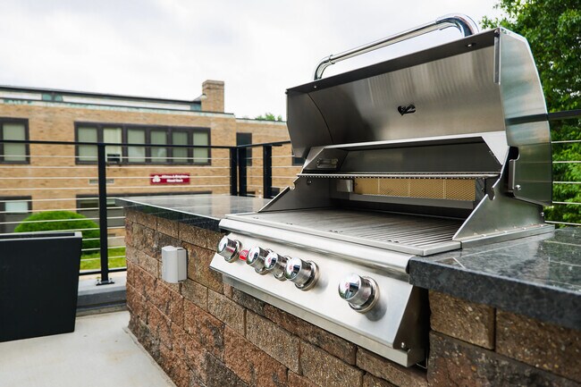 Building Photo - 181 Washington St