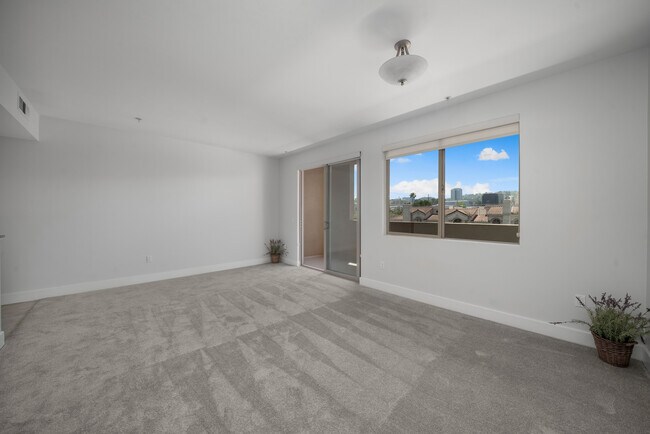 V307 view from corner great room - Villa Del Rey Apartments