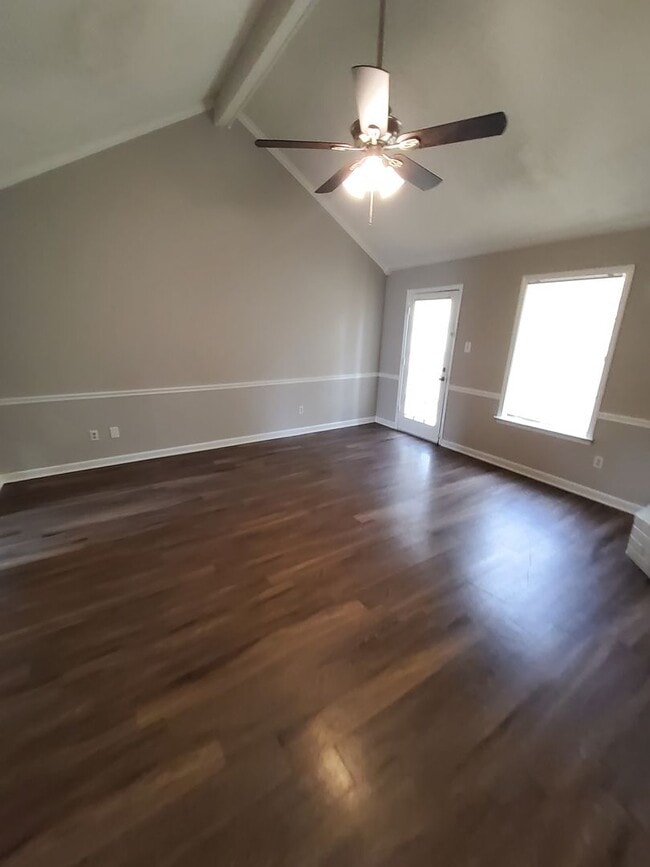 Building Photo - 4439 Stoney Creek Cove