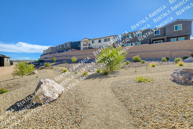 Building Photo - 374 Quail Finch Dr