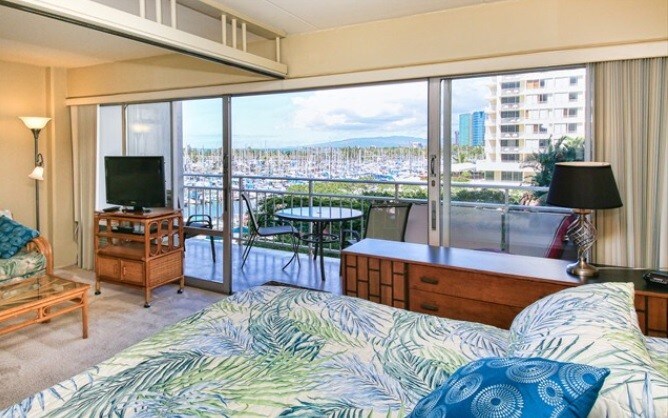 king bed with pull out sofa - 1777 Ala Moana Blvd