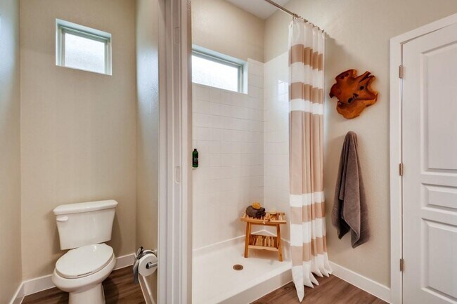 Building Photo - 8500 Comanche Springs Dr