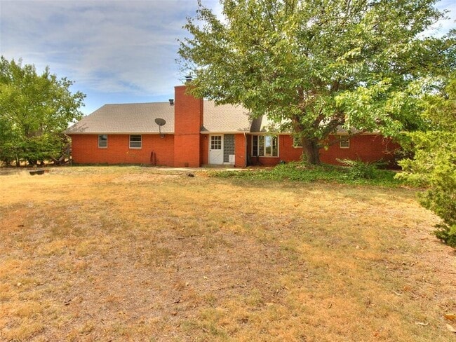Building Photo - 6601 NW 150th St