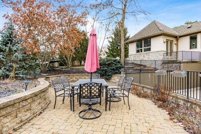 Building Photo - 4602 Sandwich Ct