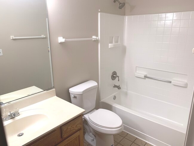 Building Photo - 1777 Concord Dr