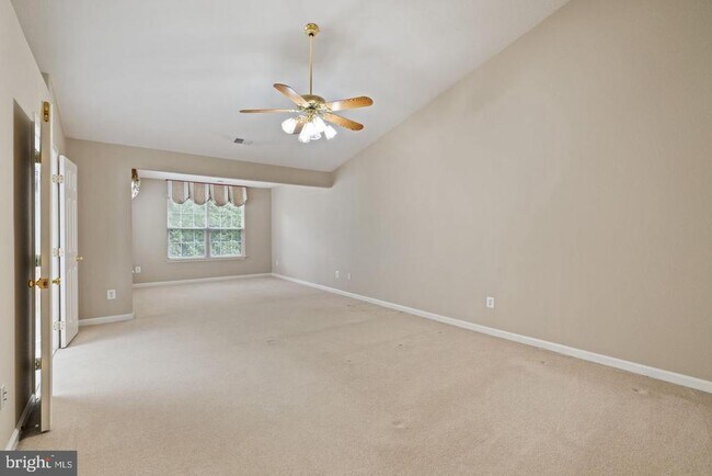 Building Photo - 13280 Maple Creek Ln