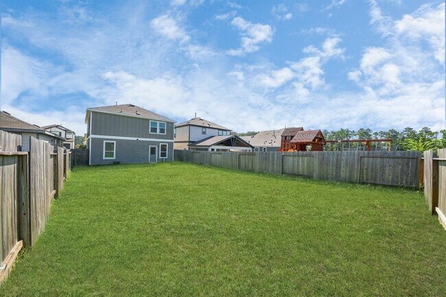 Building Photo - 23415 Pagoda Oak Dr