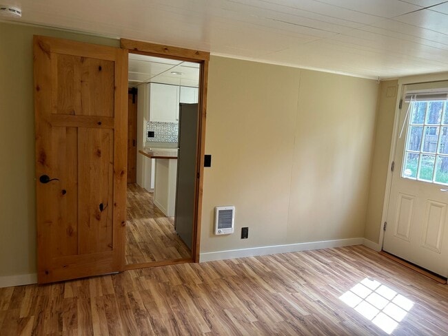 Building Photo - Cozy Cabin Close to Sunriver