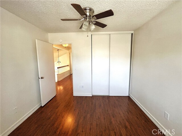 Building Photo - 3214 Canary Ct