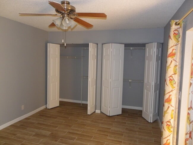 Building Photo - 8116 Severn Dr