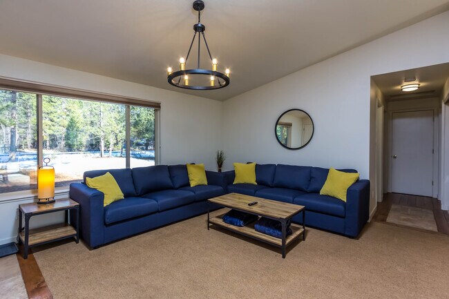 Building Photo - 17209 Crane Dr