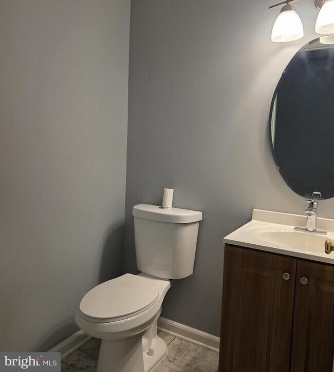 Building Photo - 12977 Abner Ave