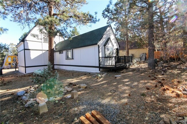 Building Photo - 158 Leonard Ln