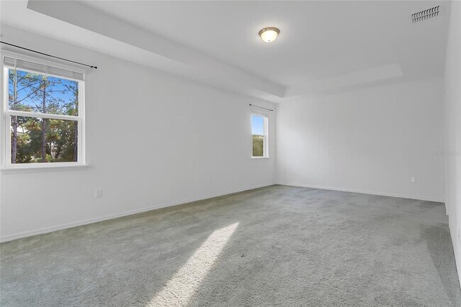 Building Photo - 15067 Willow Arbor Cir