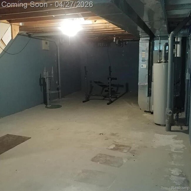 Building Photo - 205 Pineview Ct