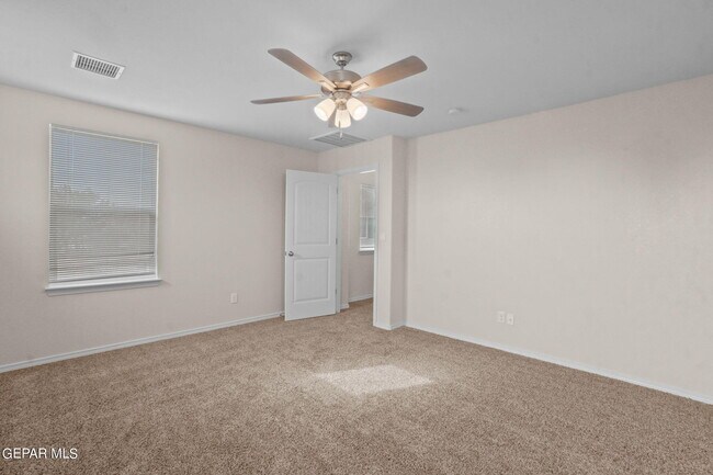 Building Photo - 11506 Summer Dr