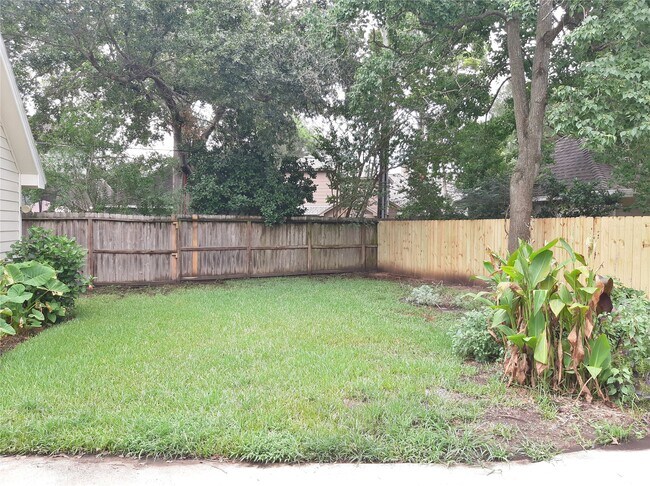 Building Photo - 1706 Calveryman Ln