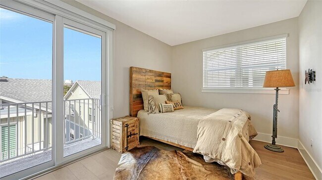 Building Photo - 512 Laurel Pk Dr