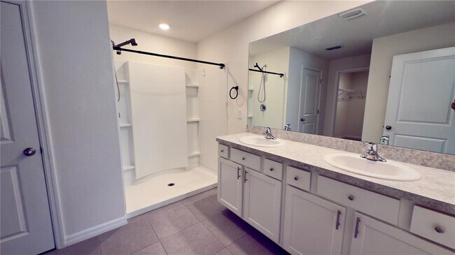 Building Photo - 12122 Sirena Cv