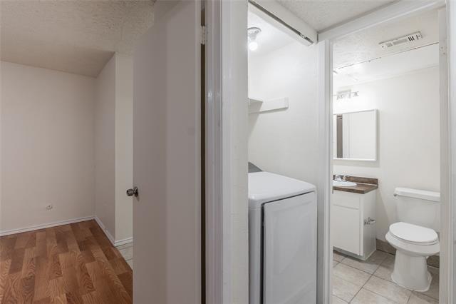 Building Photo - 714 Sceptre Cir